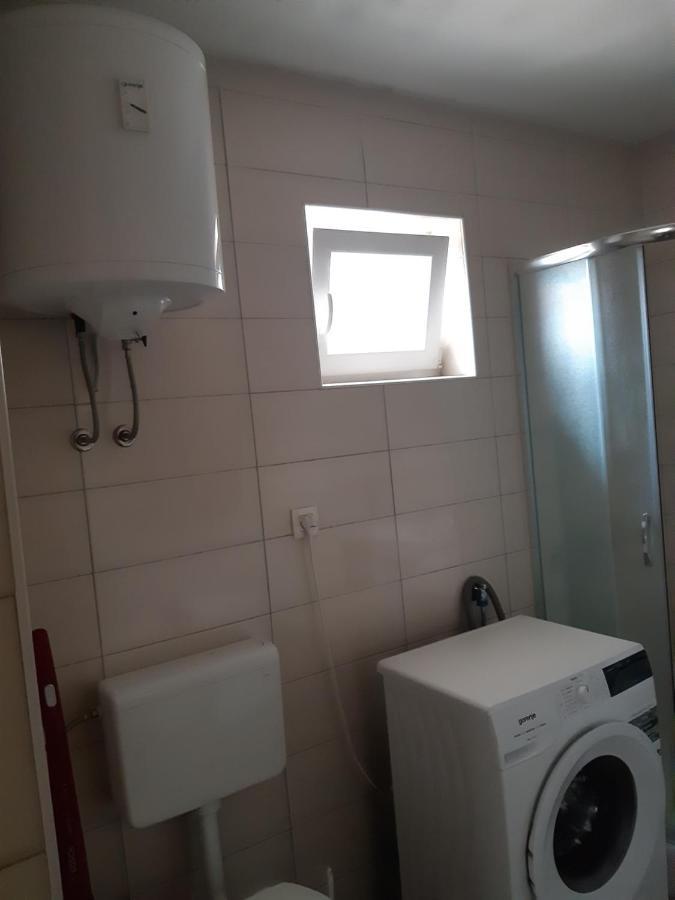 Lave II Cozy House Villa Ližnjan Kültér fotó