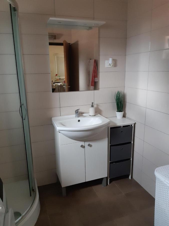 Lave II Cozy House Villa Ližnjan Kültér fotó