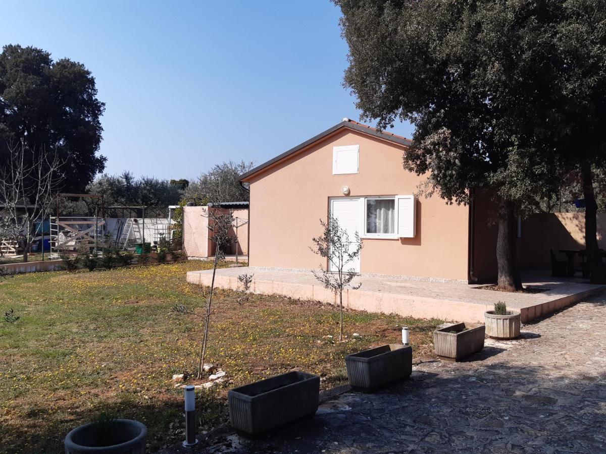 Lave II Cozy House Villa Ližnjan Kültér fotó