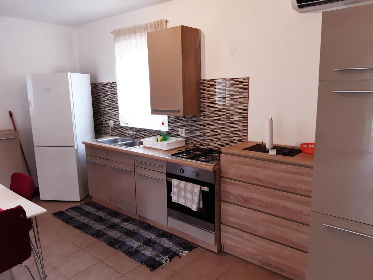 Lave II Cozy House Villa Ližnjan Kültér fotó